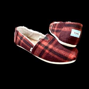 TOMS Burgundy Plaid Fleece-Lined Slip-Ons